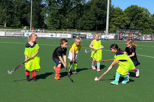 Samen leren hockeyen vanaf 5 jaar